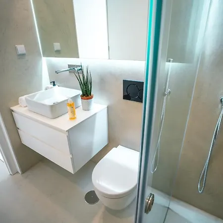 アパート Portaria Housing アヴェイロ